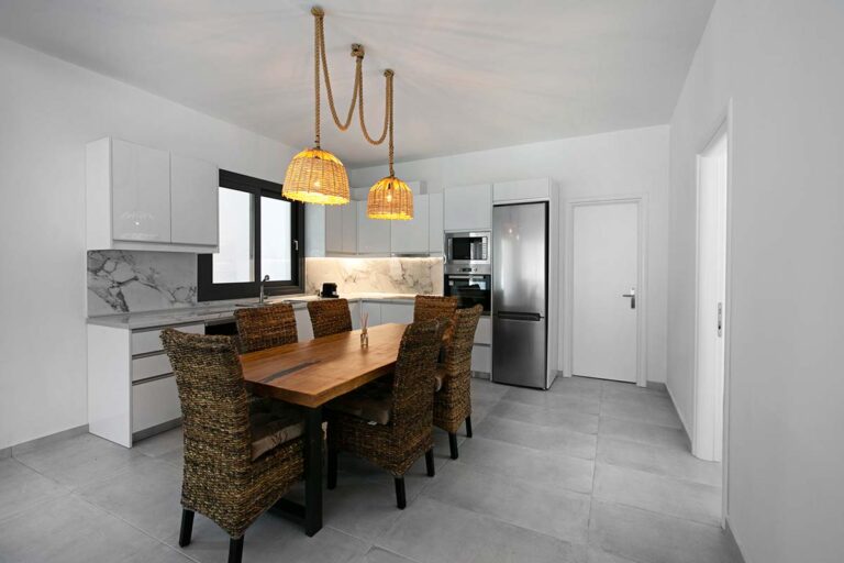 dasylio-emerald-superior-apartment-mini-gallery-5